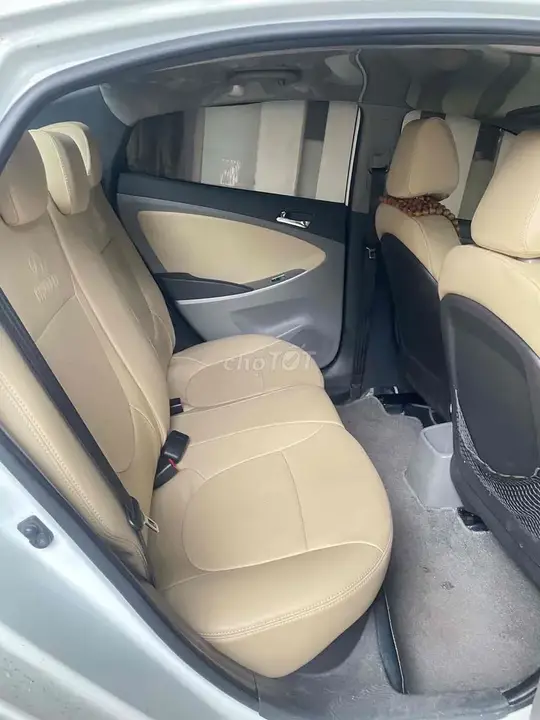 Hyundai Accent 2013 photo 4