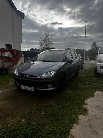 Peugeot 206