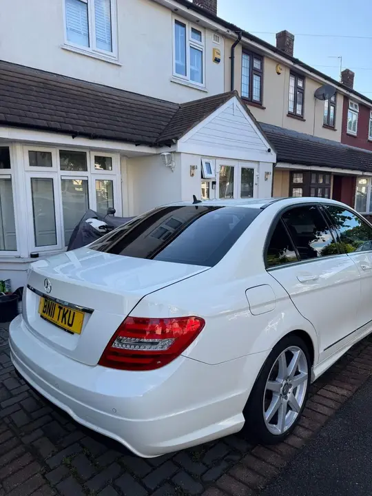 Mercedes-Benz C180 2011 photo 5