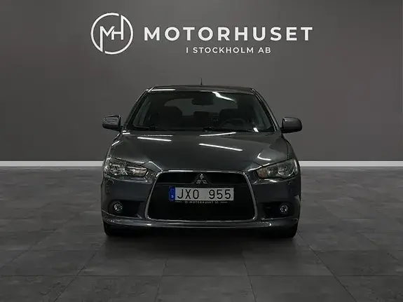 Mitsubishi Lancer 2011 photo 2