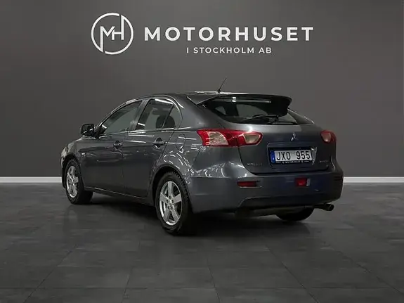 Mitsubishi Lancer 2011 photo 4