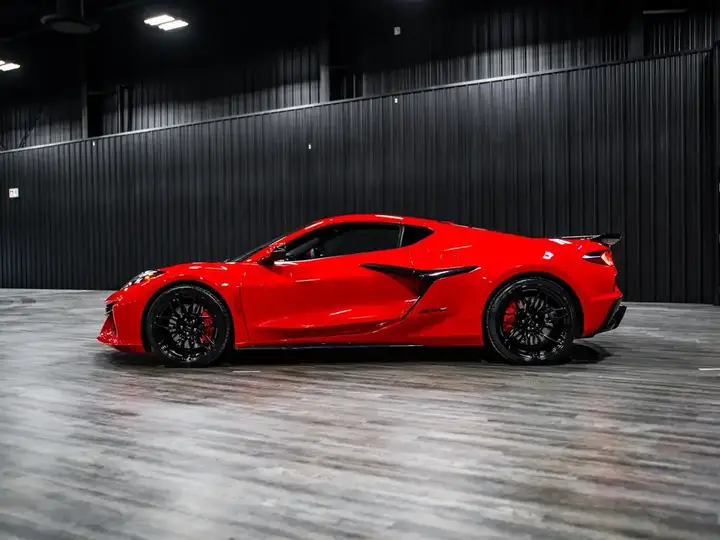 Chevrolet Corvette 2025 photo 5