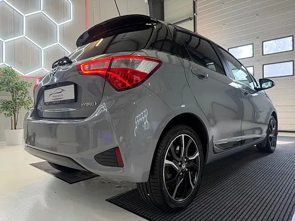 Toyota Yaris 2018 photo 5