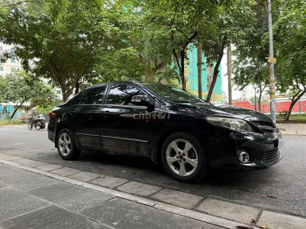 Toyota Corolla Altis 2011 photo 2