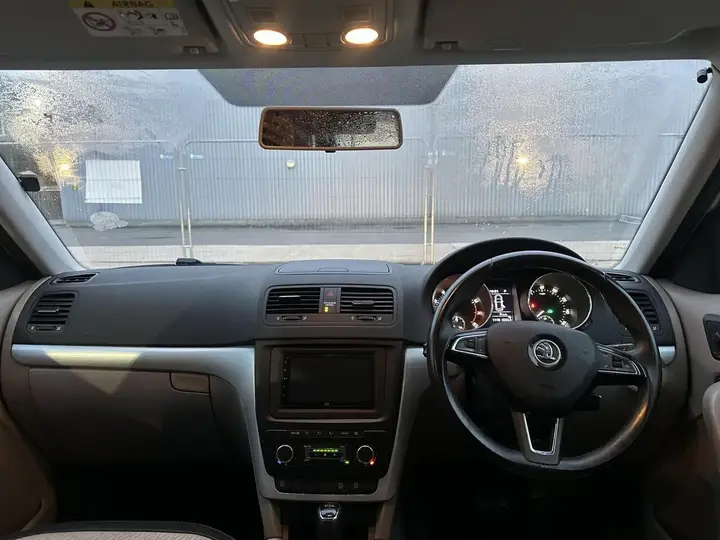Skoda Yeti 2016 photo 3