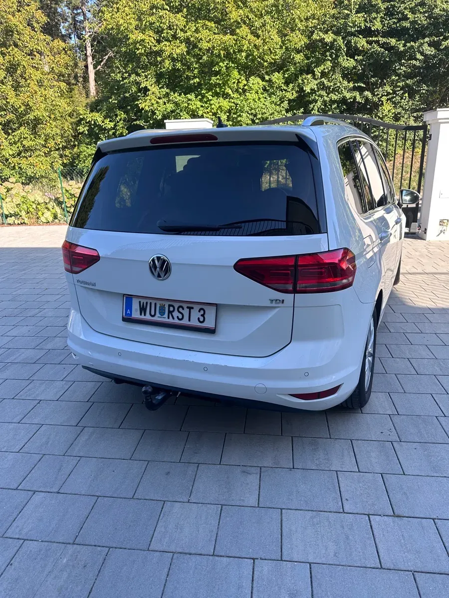 Volkswagen Touran 2016 photo 3