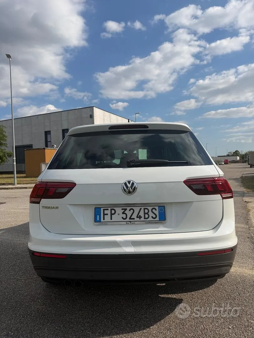 Volkswagen Tiguan 2018 photo 5