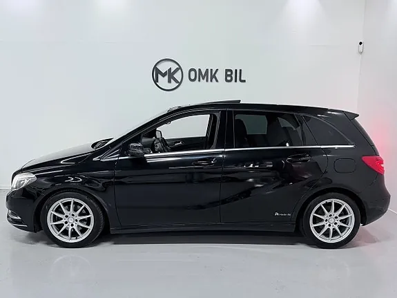 Mercedes-Benz B180 2013 photo 5