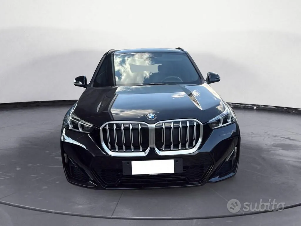 BMW X1 2024 photo 2