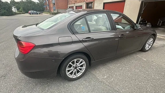 BMW 320D 2012 photo 5