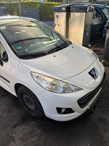 Peugeot 207 2009 photo 4