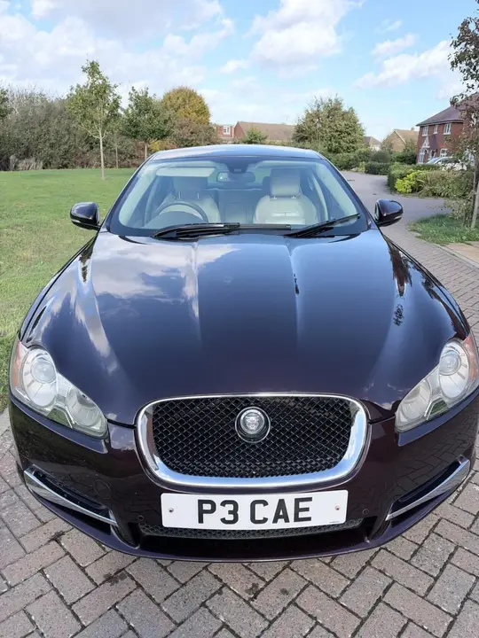 Jaguar Xf 2011 photo 4