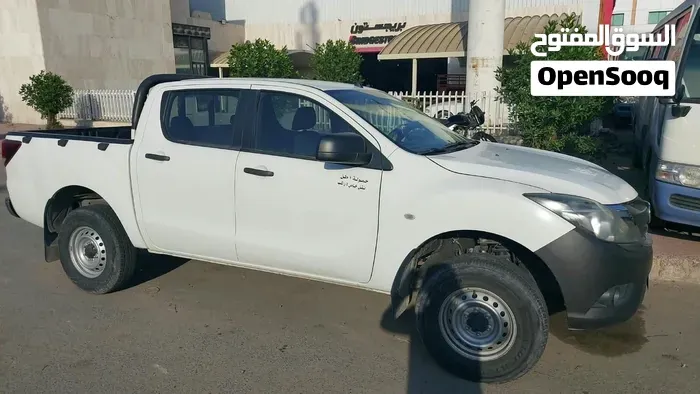 Mazda Bt-50 2018 photo 3