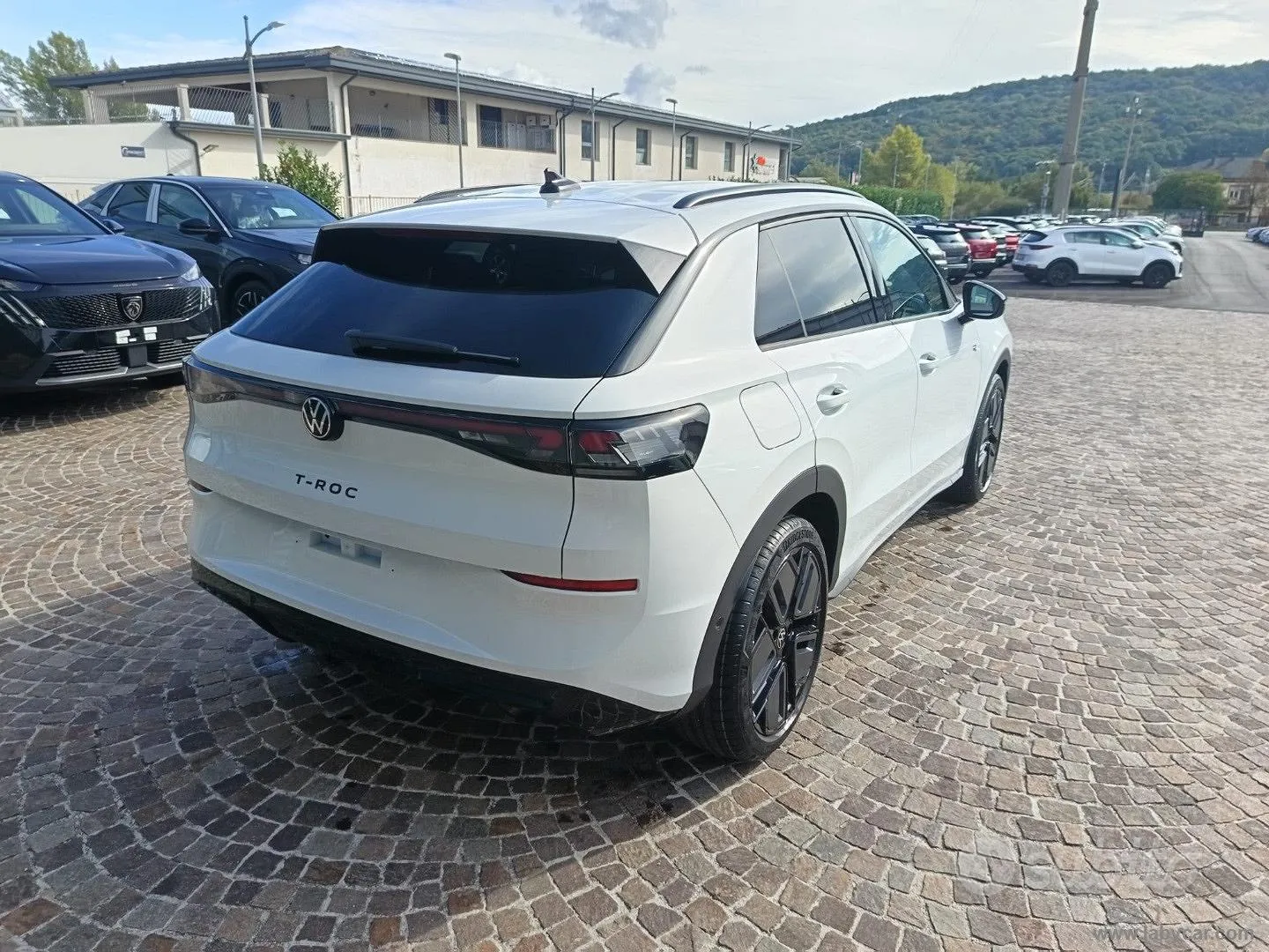 Volkswagen T-Roc 2026 photo 5