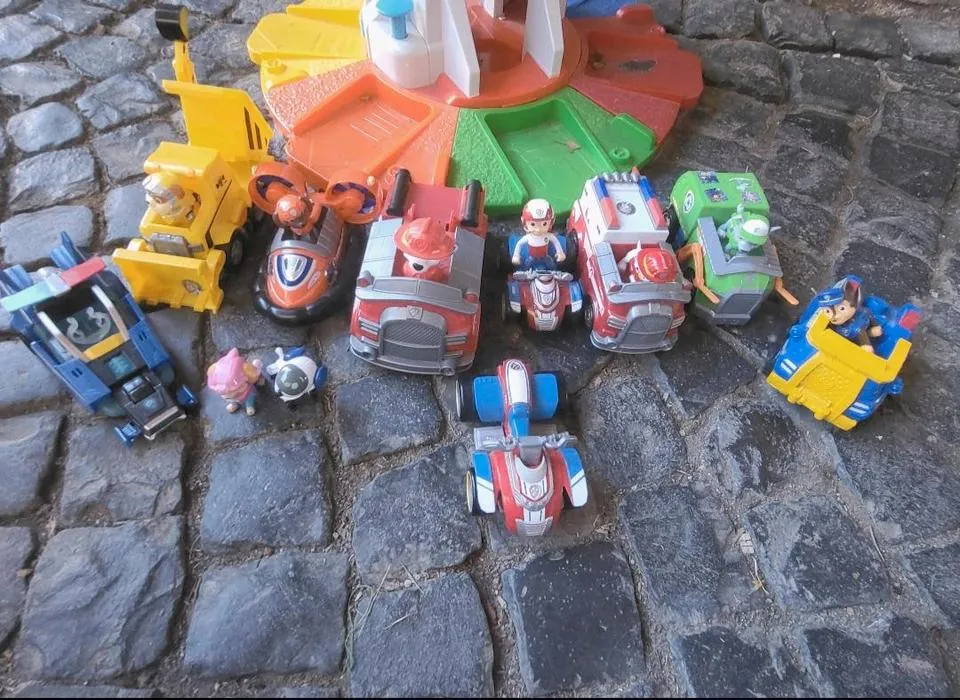 Paw Patrol Spielfiguren Und Autos