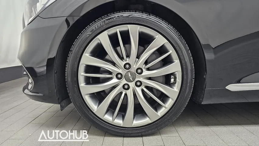 Genesis G80 2019 photo 5