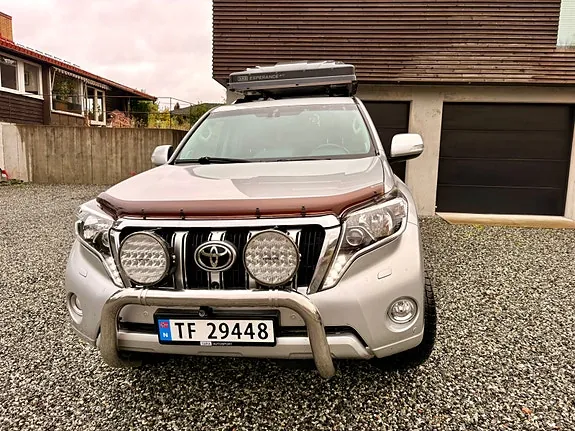Toyota Land Cruiser 2015 photo 2