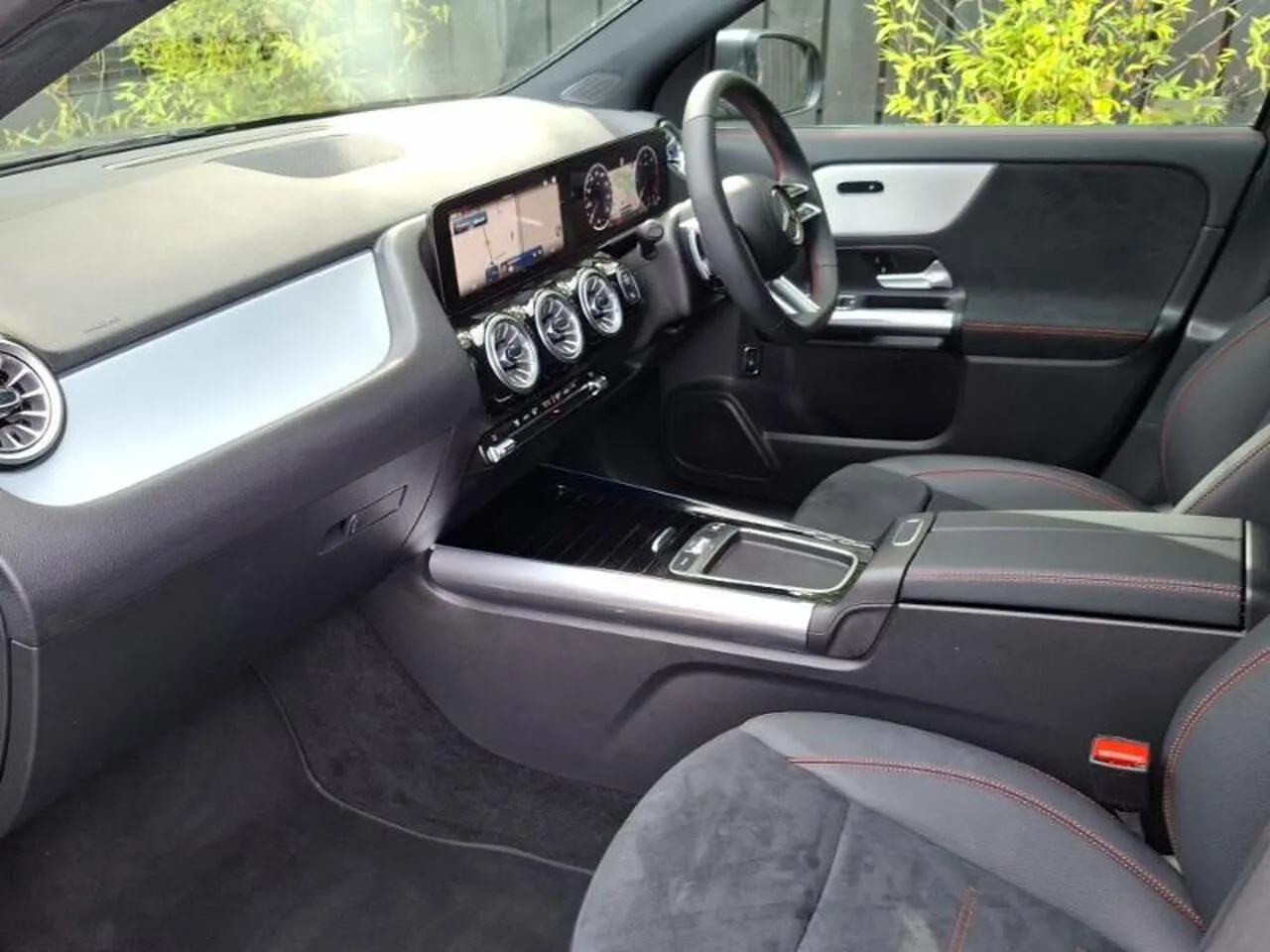 Mercedes-Benz Gla 2026 photo 5