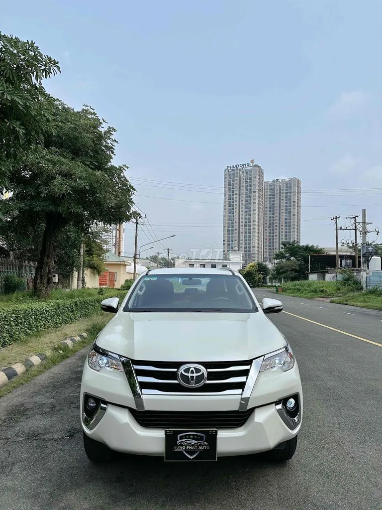 Toyota Fortuner 2017 photo 3