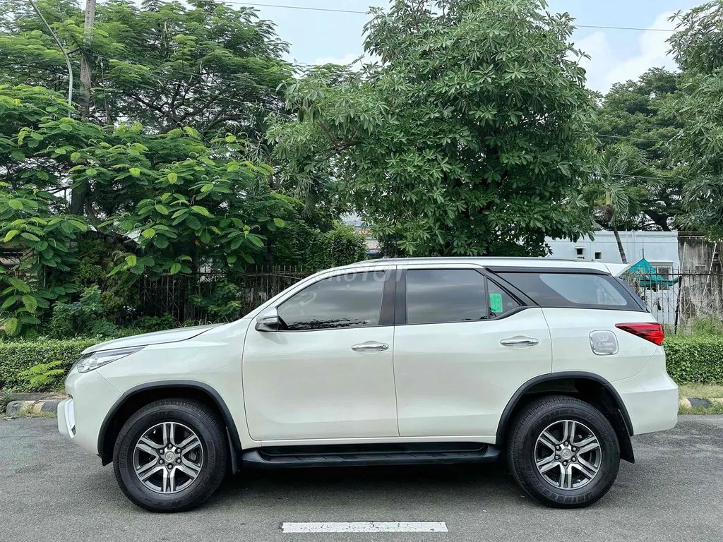 Toyota Fortuner 2017 photo 5