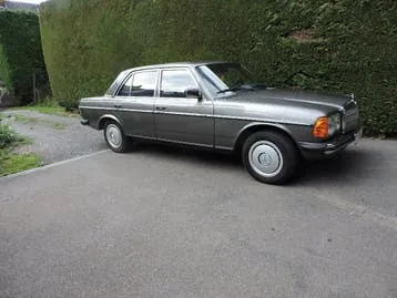 Mercedes-Benz 200D