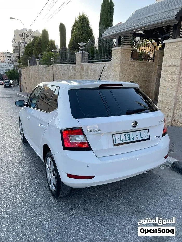 Skoda Fabia 2020 photo 2