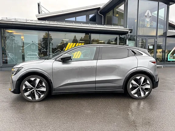 Renault Megane E-Tech 2022 photo 2