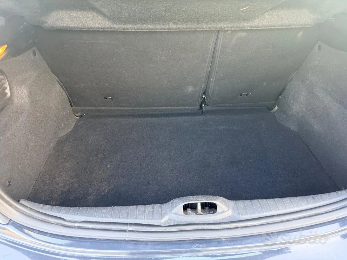 Peugeot 208 2016 photo 5