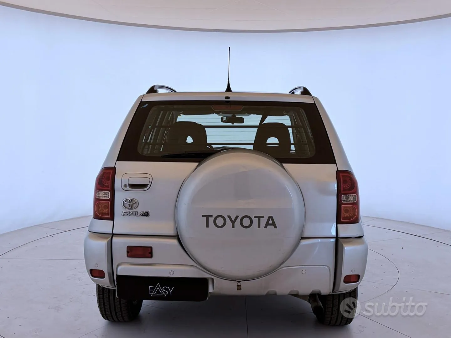 Toyota Rav4 2004 photo 5
