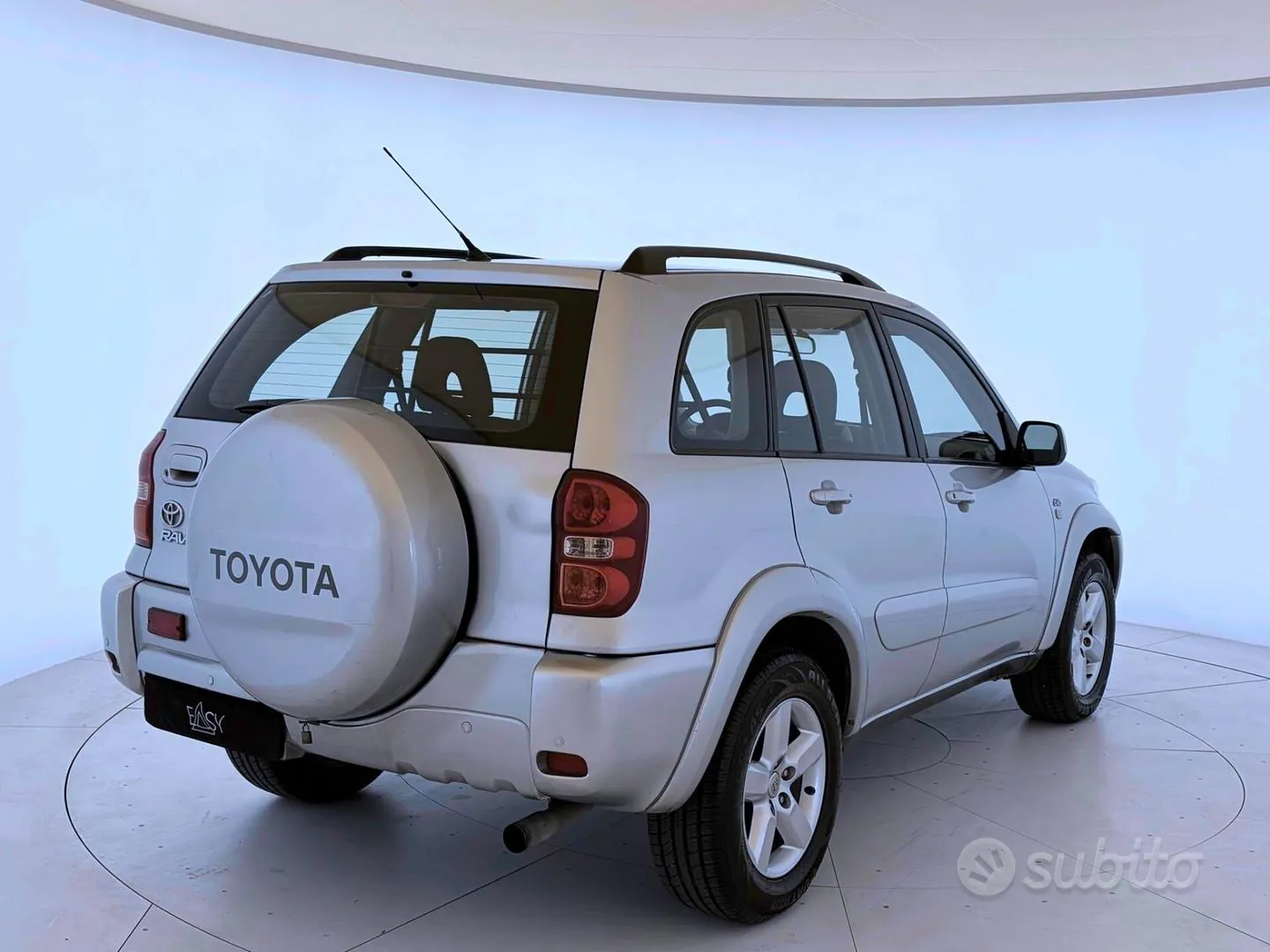 Toyota Rav4 2004 photo 4