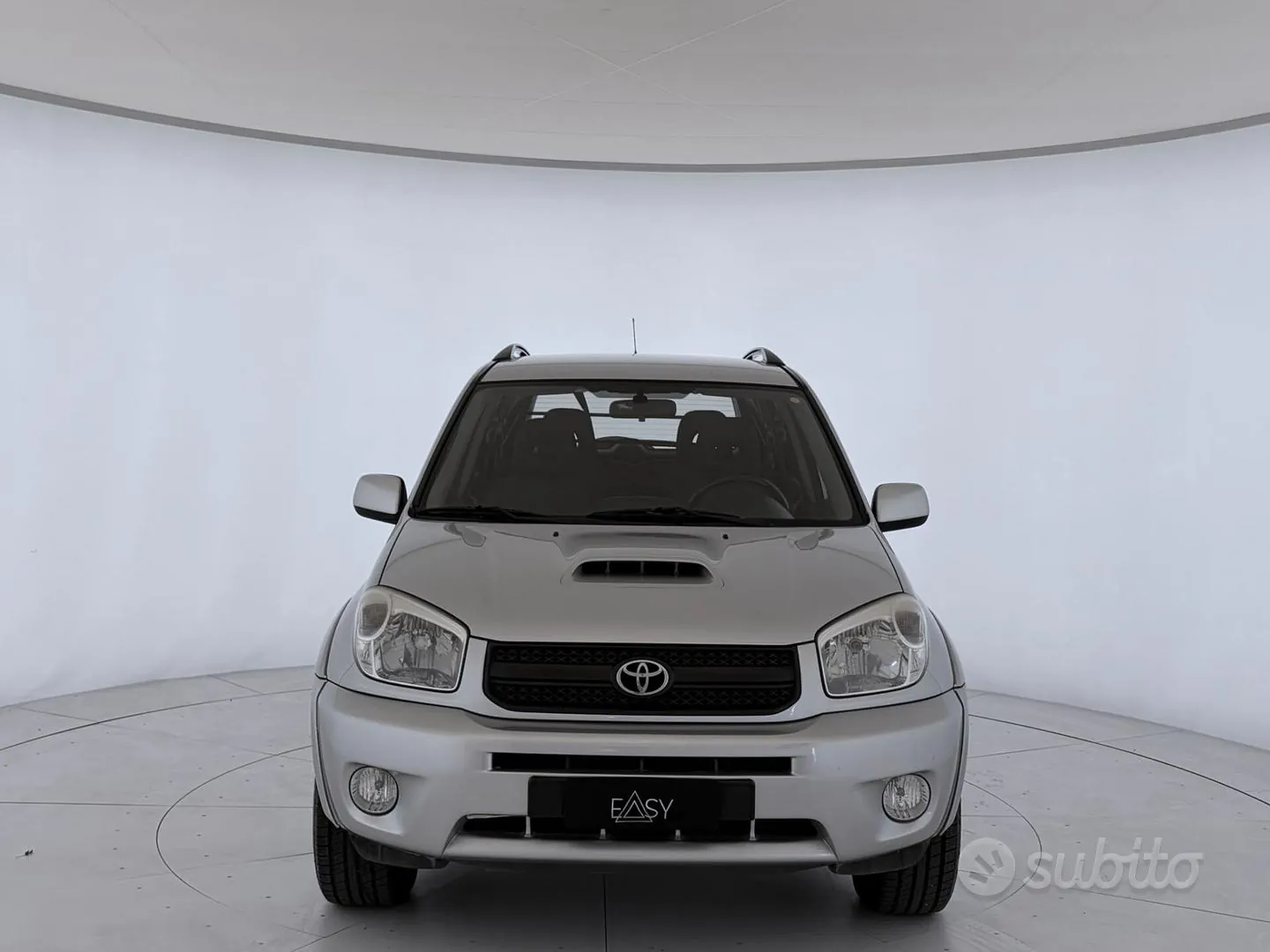 Toyota Rav4 2004 photo 2