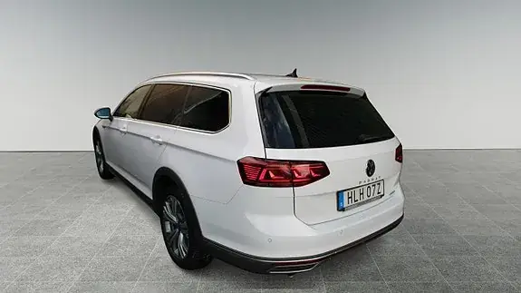 Volkswagen Passat Alltrack 2022 photo 3
