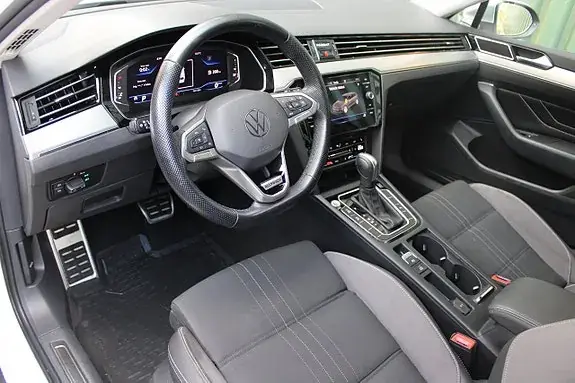 Volkswagen Passat Alltrack 2022 photo 5