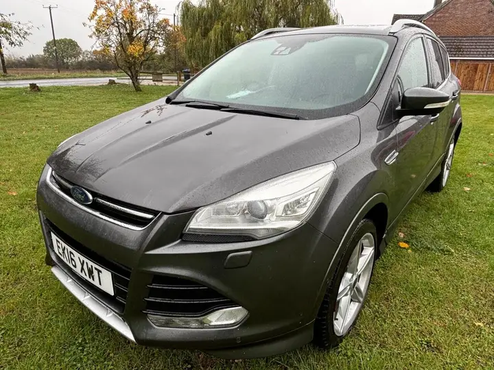 Ford Kuga 2016 photo 2