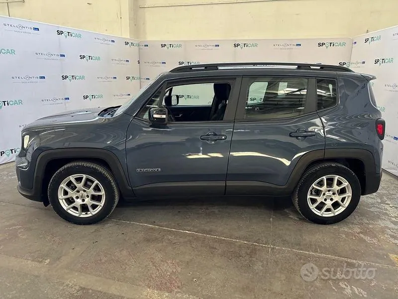 Jeep Renegade 2023 photo 2