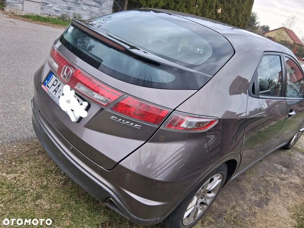 Honda Civic 2011 photo 2