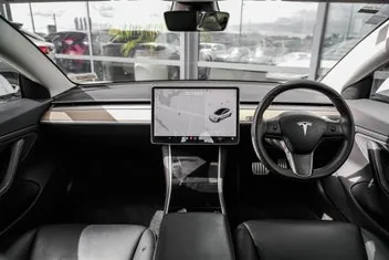 Tesla Model 3 2019 photo 3
