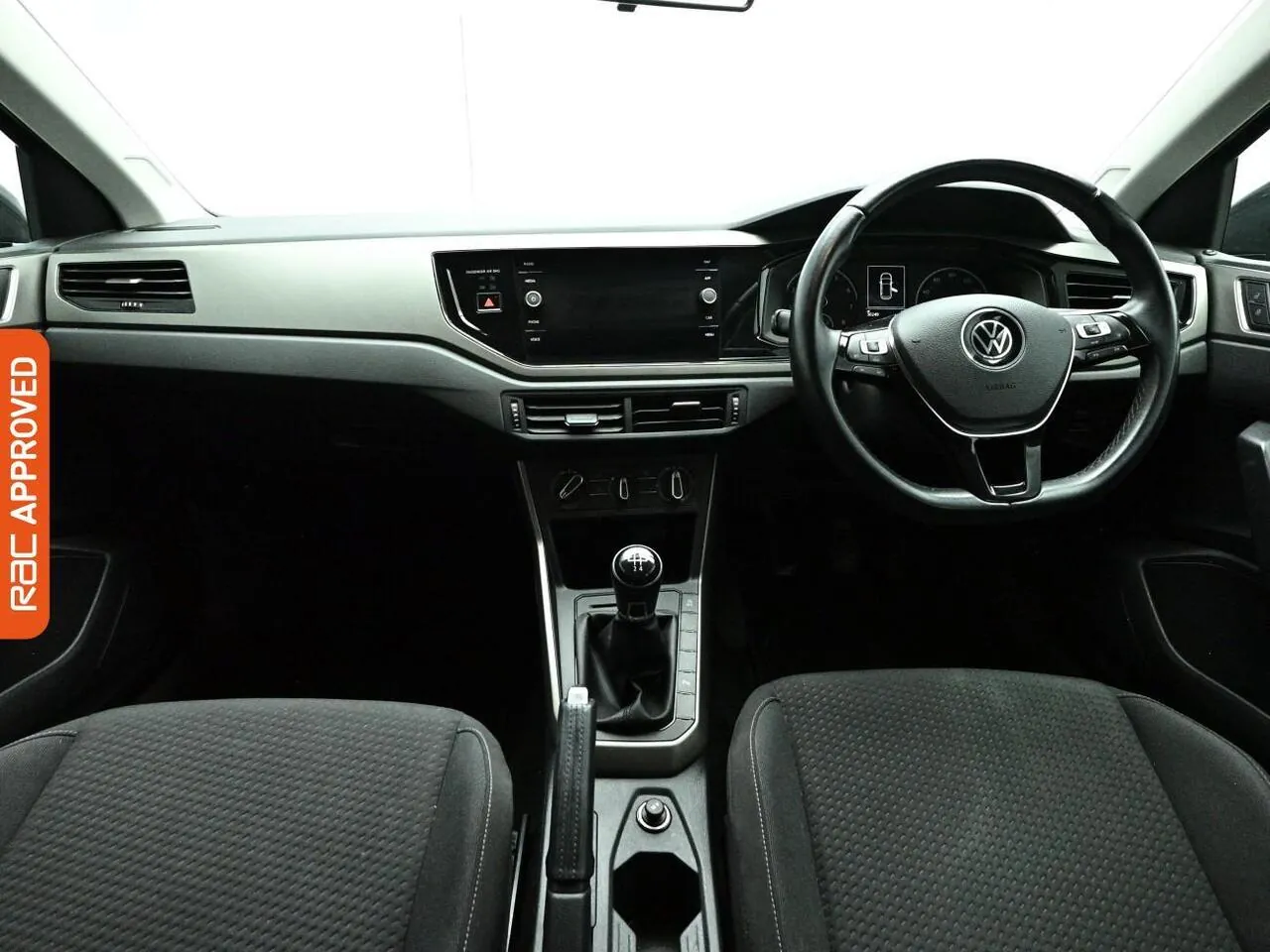 Volkswagen Polo 2021 photo 2
