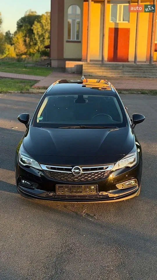 Opel Astra 2017 photo 3