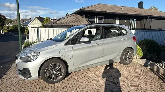 BMW 225Xe 2018 photo 2