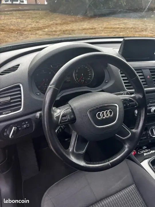 Audi Q3 2014 photo 5