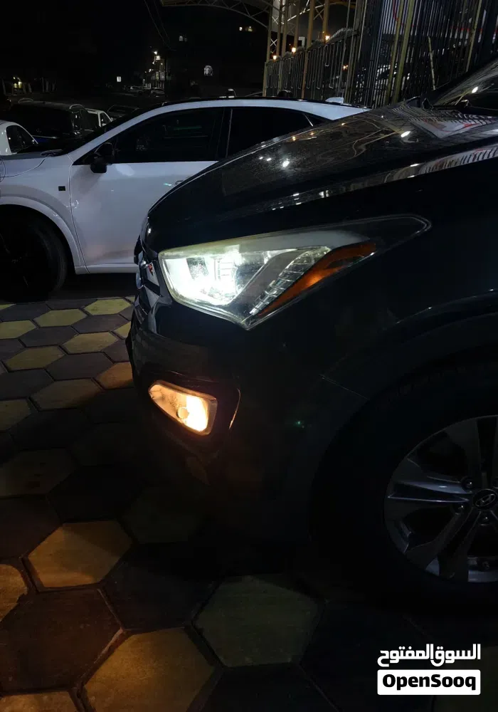 Hyundai Santa Fe 2014 photo 3