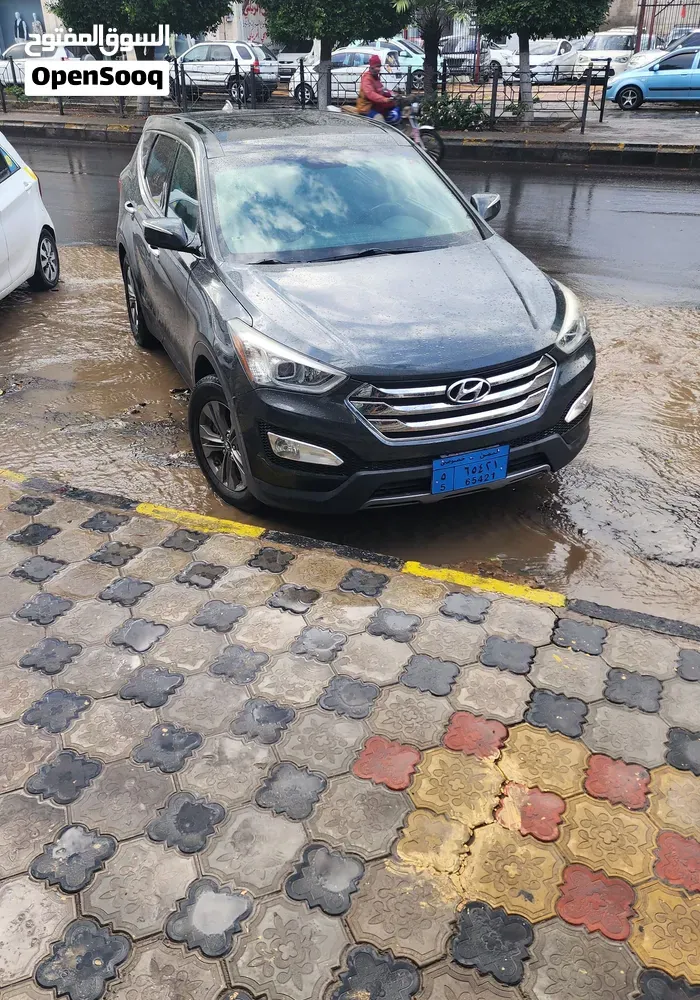 Hyundai Santa Fe 2014 photo 2