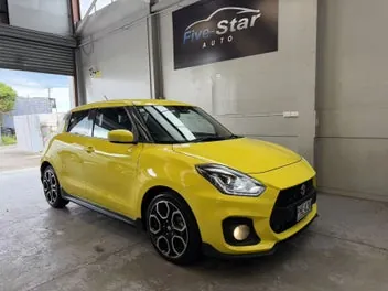 Suzuki Swift 2022 photo 2
