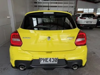 Suzuki Swift 2022 photo 5