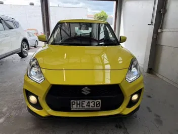Suzuki Swift 2022 photo 3