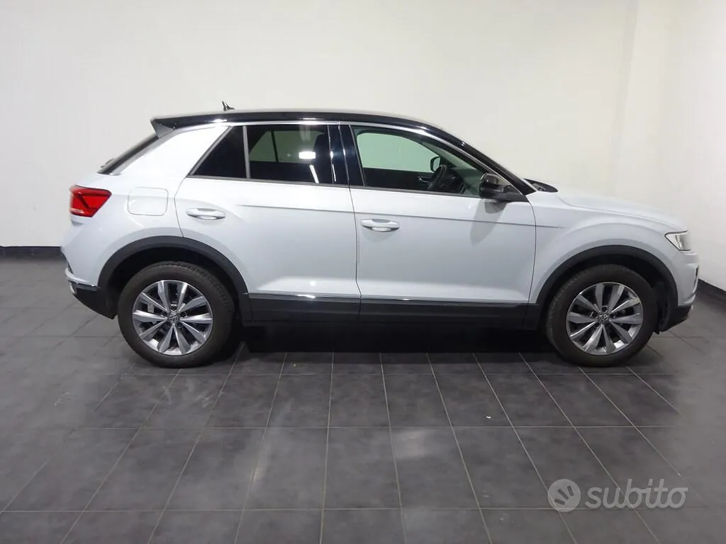 Volkswagen T-Roc 2021 photo 3