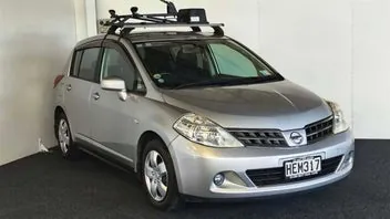 Nissan Tiida 2008 photo 2
