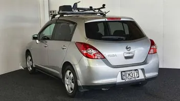 Nissan Tiida 2008 photo 5