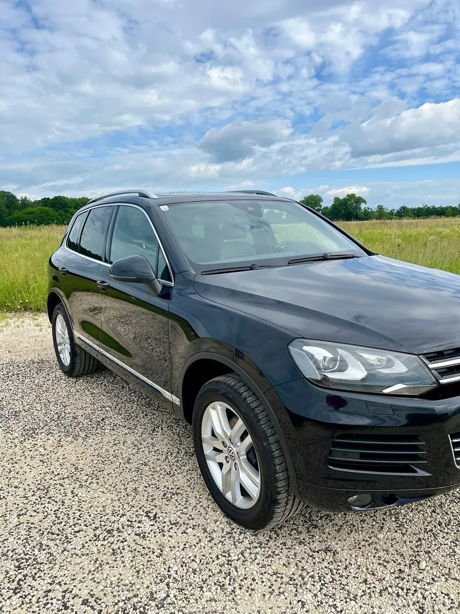 Volkswagen Touareg 2013 photo 2
